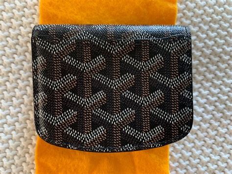 goyard wallet wear and tear|Goyard St. Louis less than four months old and handles cracking.